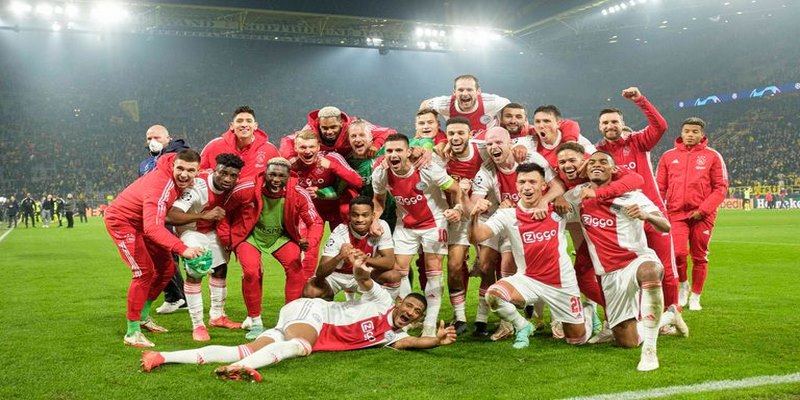 Đội bóng AFC Ajax luôn được nhiều người hâm mộ yêu mến